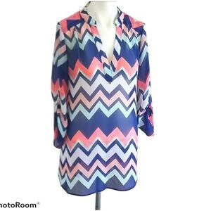 RUE21 CHEVRON STRIPE SEMI SHEER 3/4 SLEEVE TOP